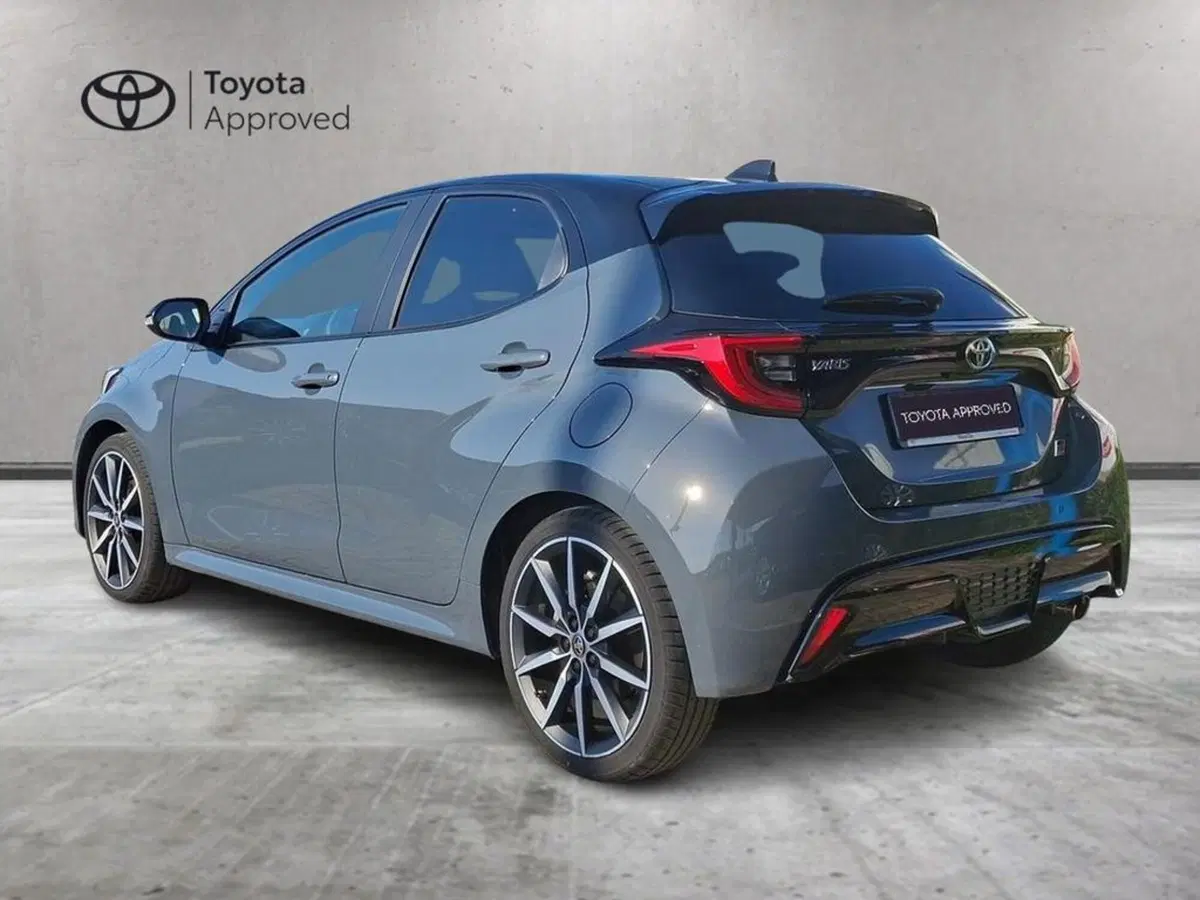 Toyota Yaris Cross usata a Roma (5)
