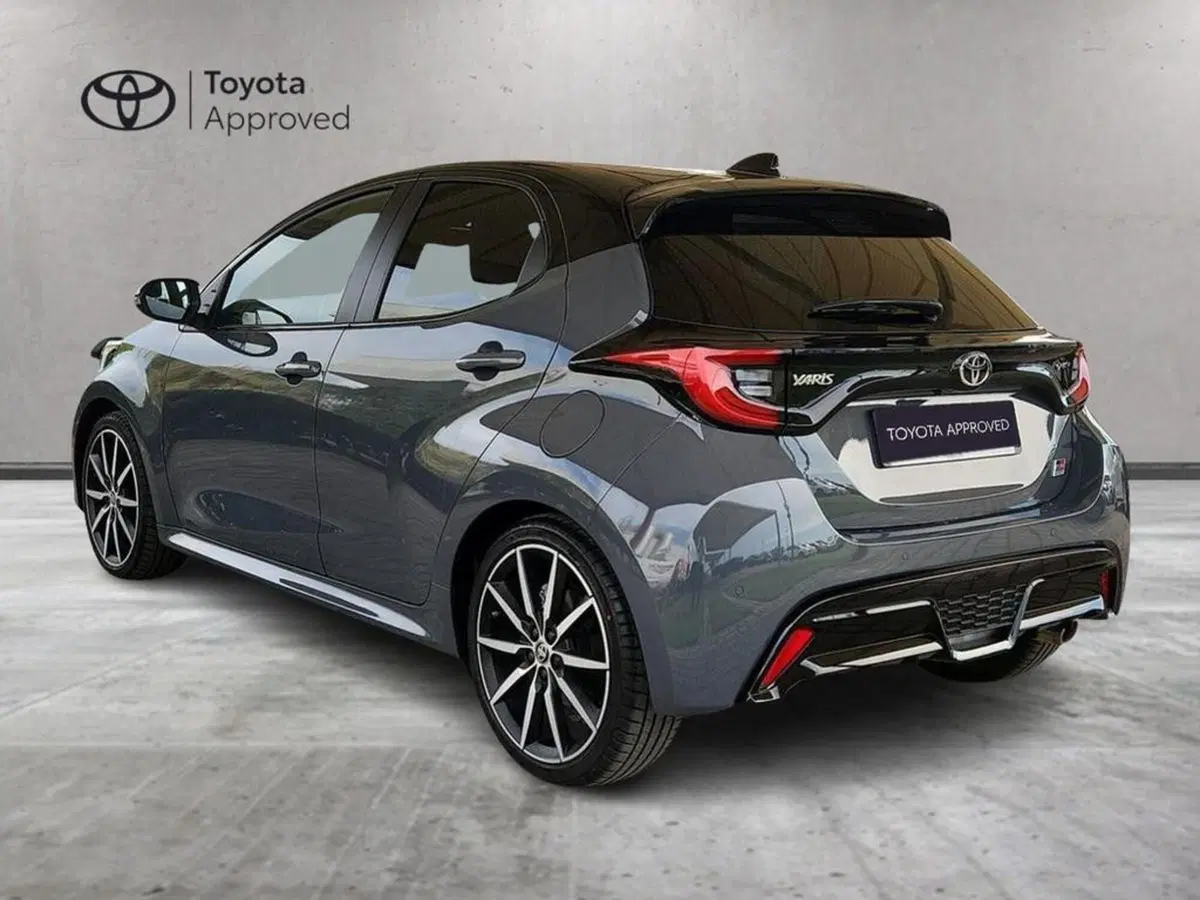 Toyota Yaris Cross usata a Roma (5)