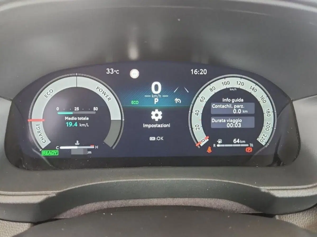 Toyota Yaris Cross usata a Roma (9)