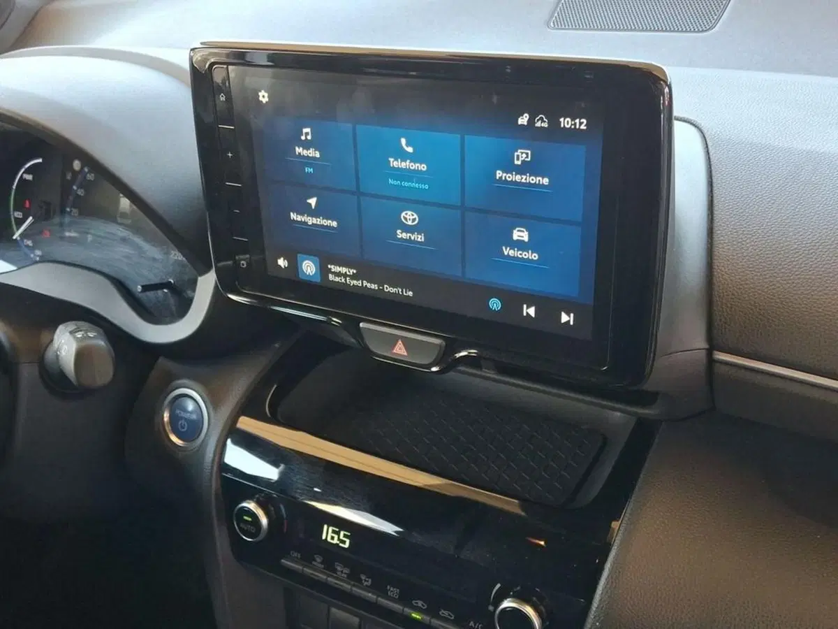 Toyota Yaris Cross usata a Roma (10)