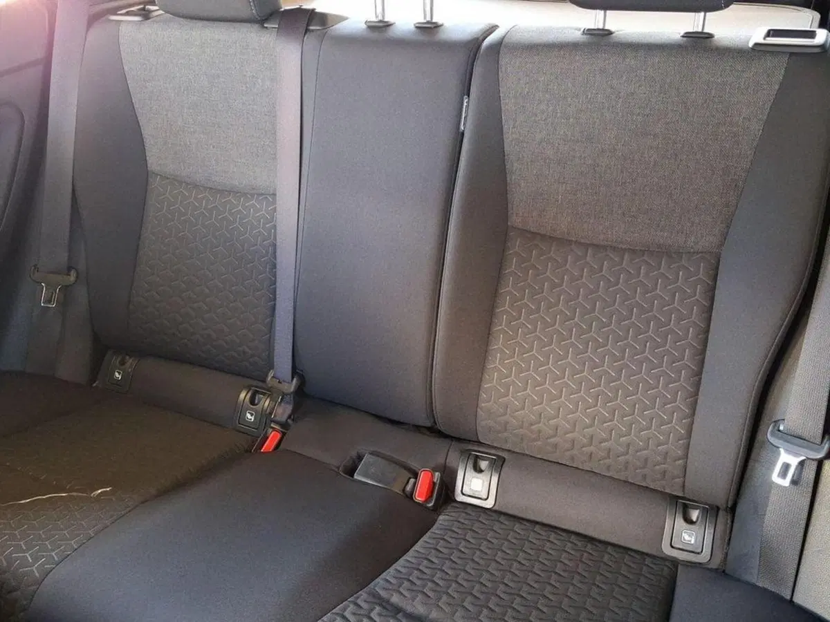 Toyota Yaris Cross usata a Roma (11)