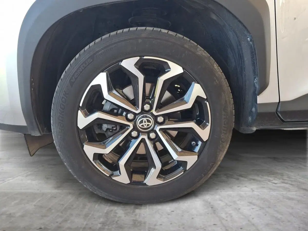 Toyota Yaris Cross usata a Roma (14)