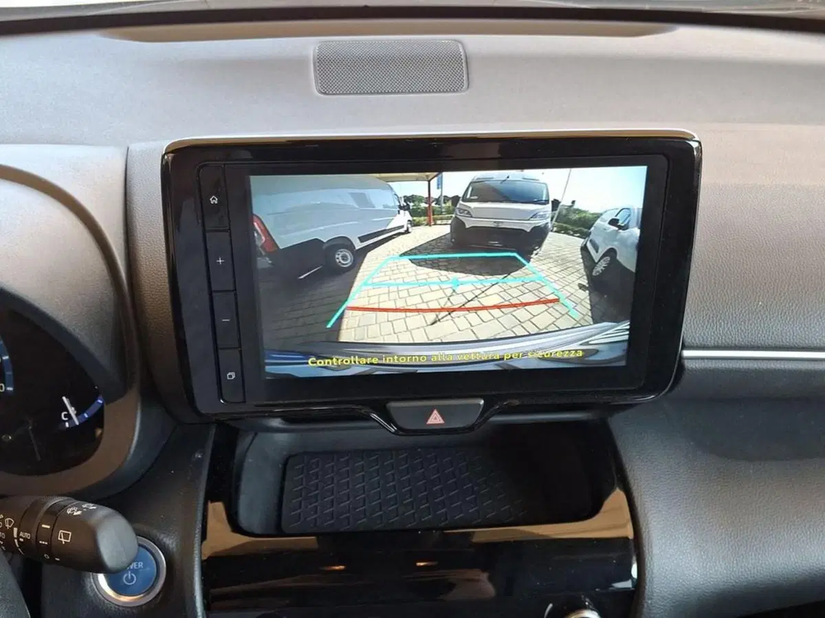 Toyota Yaris Cross usata a Roma (15)