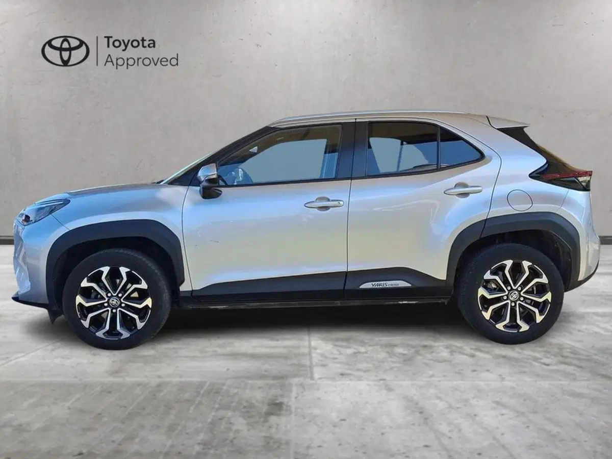 Toyota Yaris Cross usata a Roma (3)