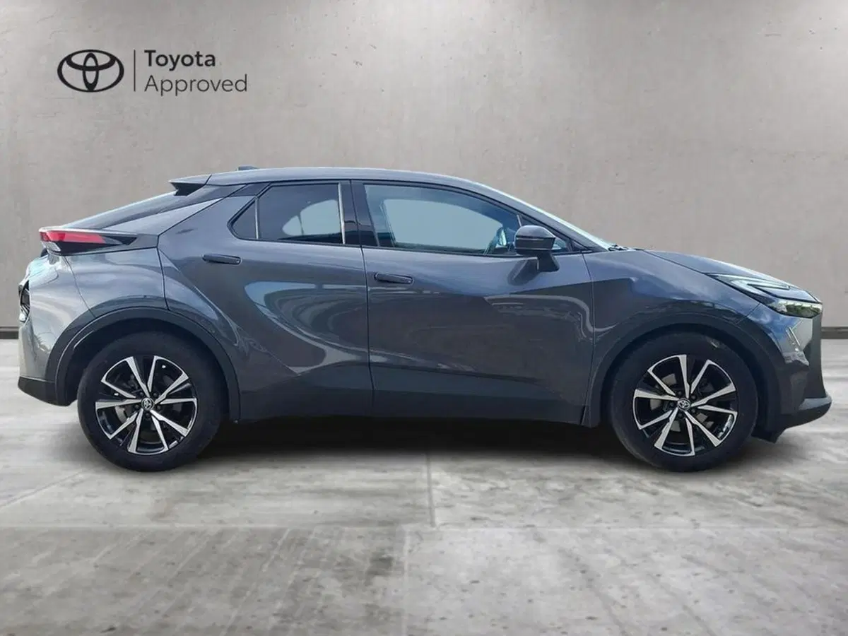Toyota Toyota C-HR usata a Roma (4)