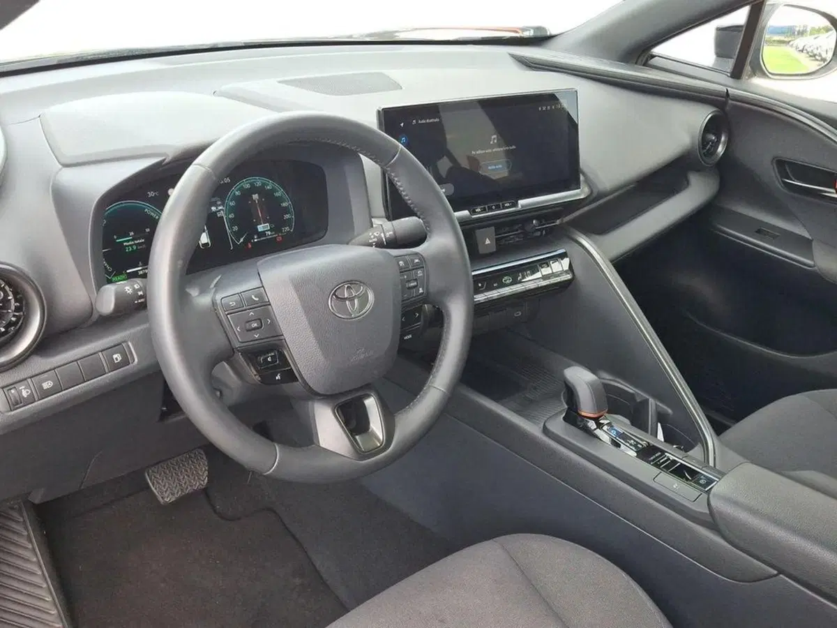 Toyota Toyota C-HR usata a Roma (7)