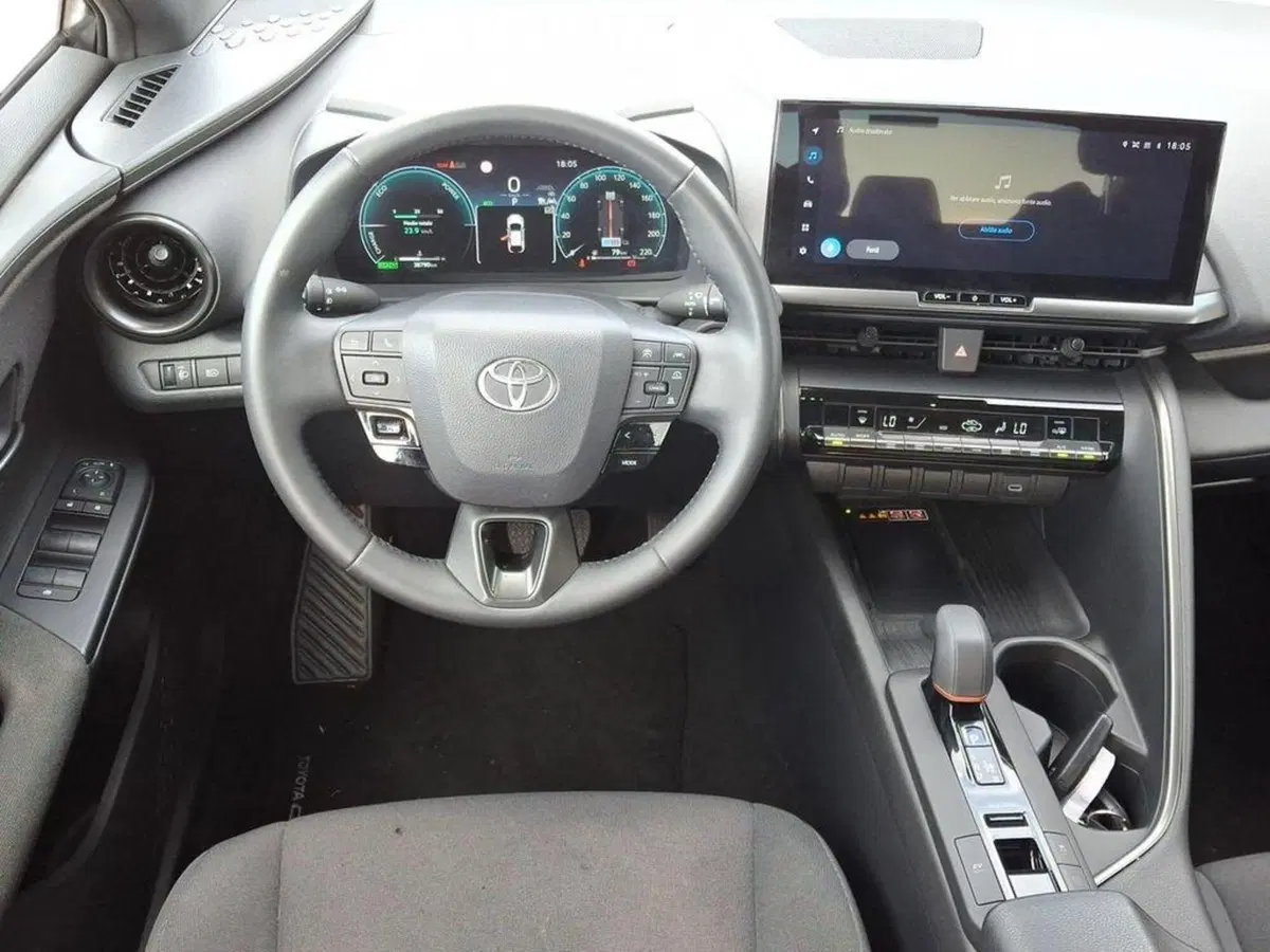 Toyota Toyota C-HR usata a Roma (8)