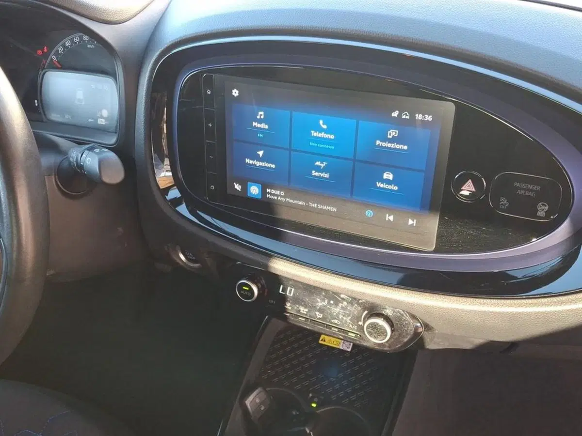 Toyota Aygo X usata a Roma (10)