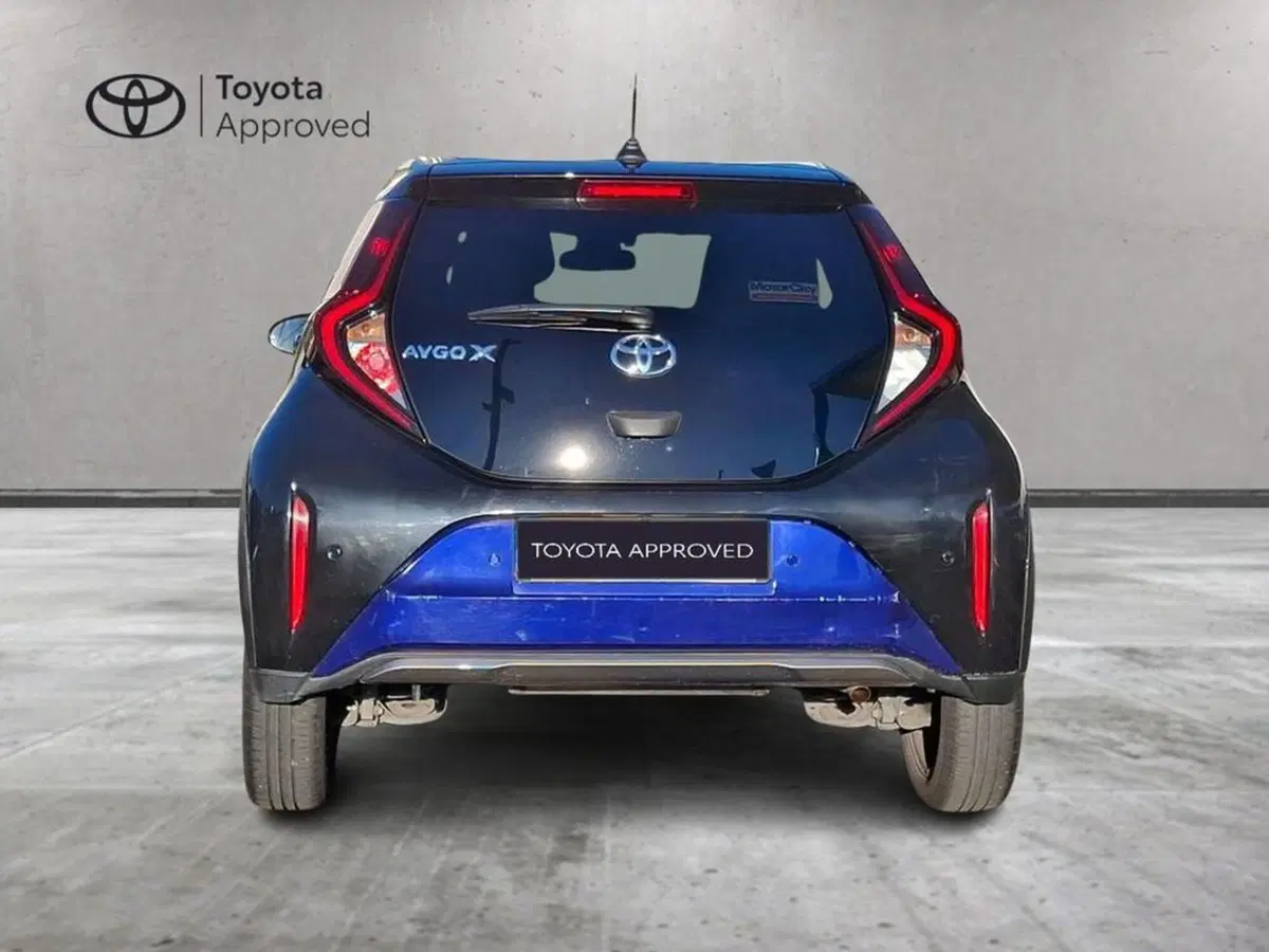 Toyota Aygo X usata a Roma (12)