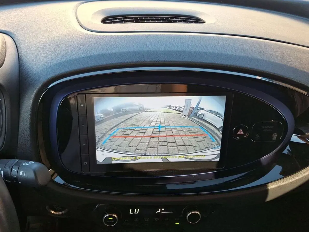 Toyota Aygo X usata a Roma (15)
