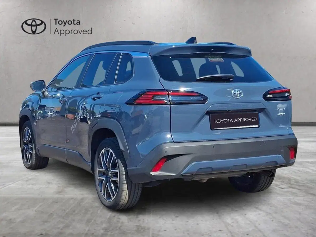 Toyota Corolla Cross usata a Roma (4)