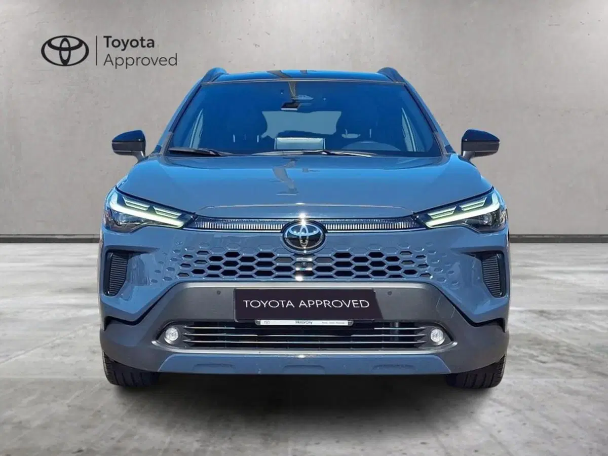 Toyota Corolla Cross usata a Roma (13)