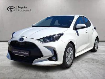 Toyota Yaris 1.5 Hybrid 5 porte Active del 2022 usata a Roma