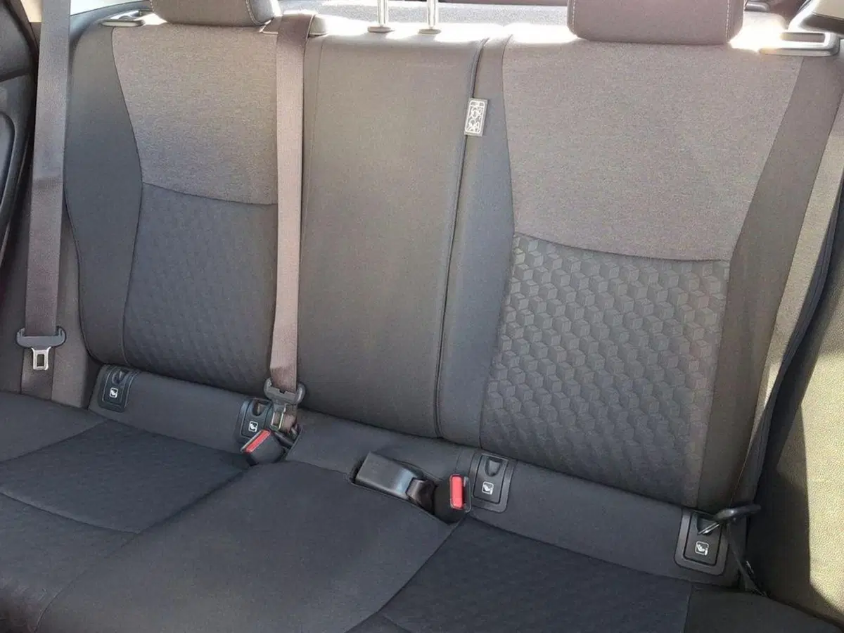 Toyota Yaris usata a Roma (11)