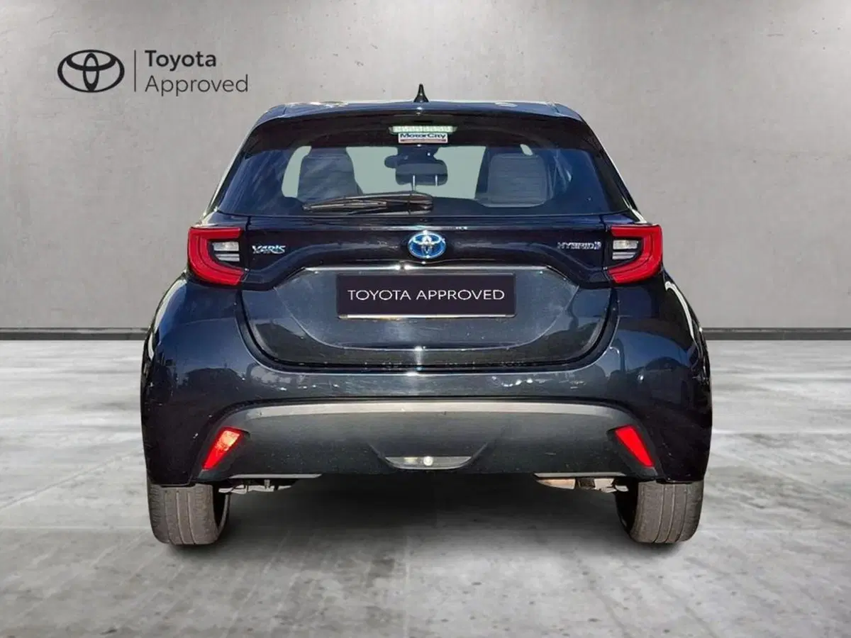 Toyota Yaris usata a Roma (12)