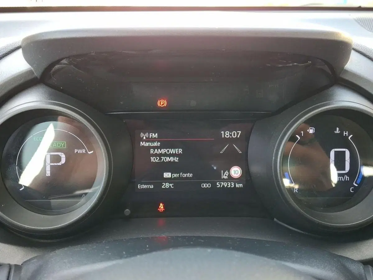 Toyota Yaris usata a Roma (9)