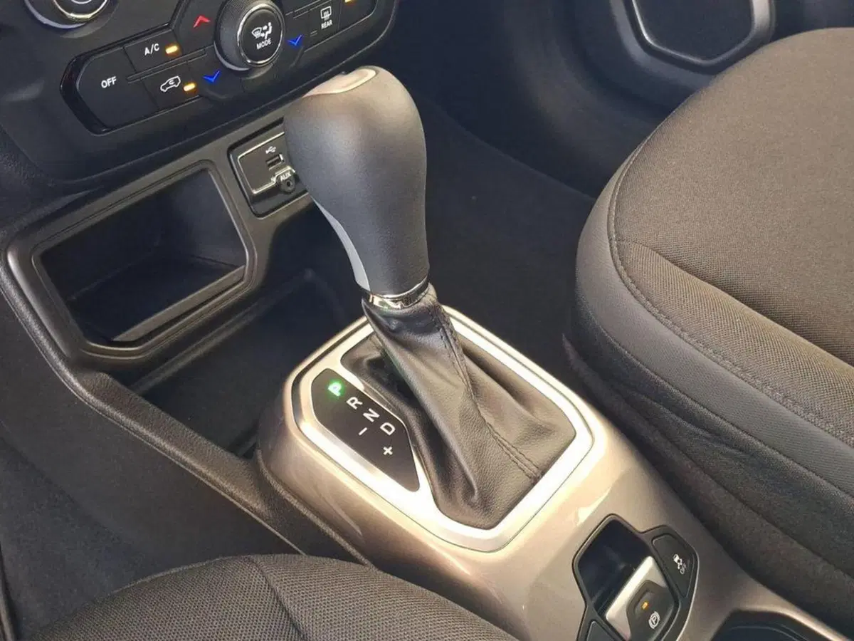 Jeep Renegade usata a Roma (15)
