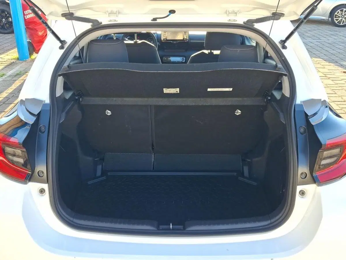 Toyota Yaris usata a Roma (6)