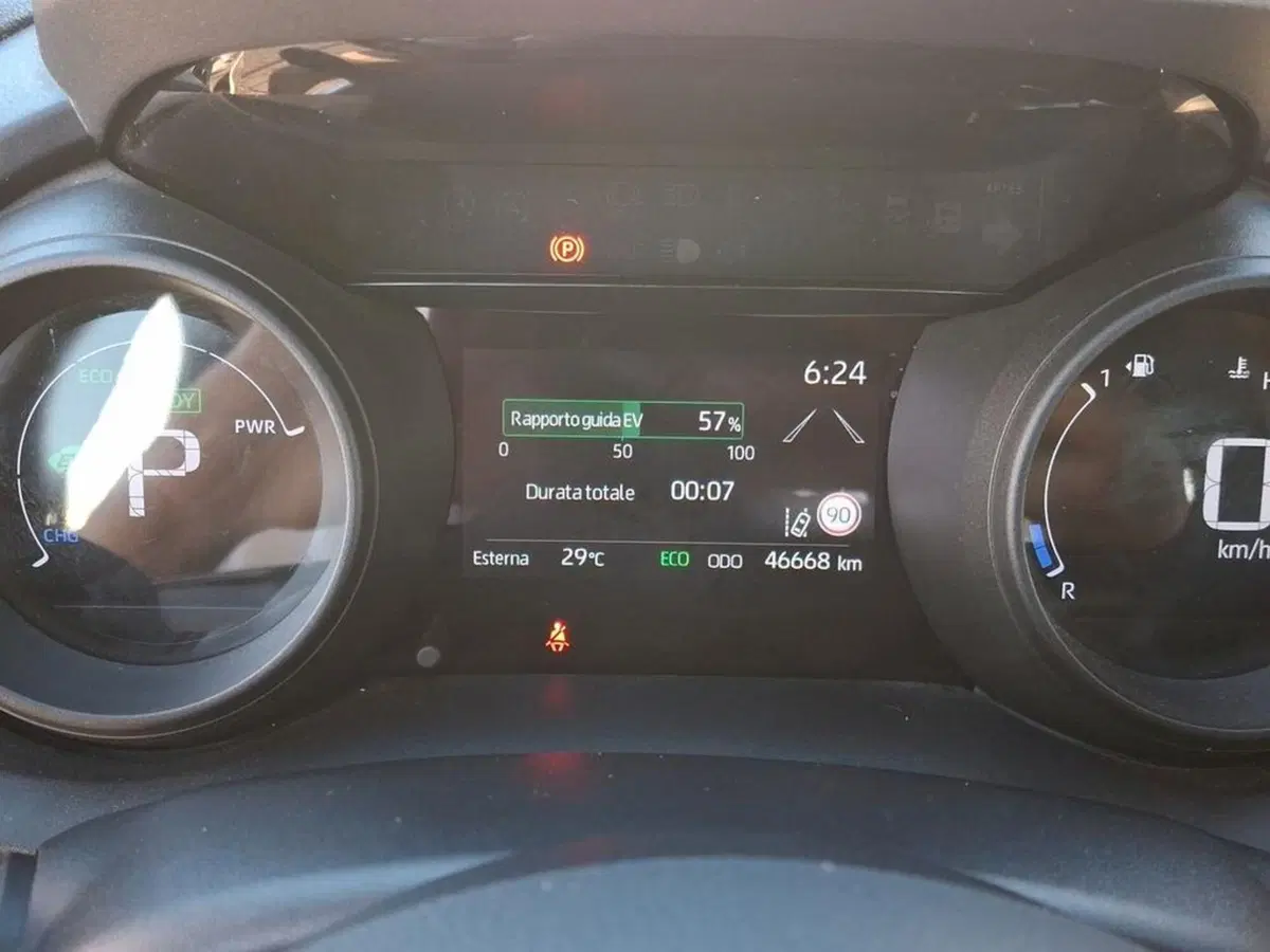 Toyota Yaris usata a Roma (9)