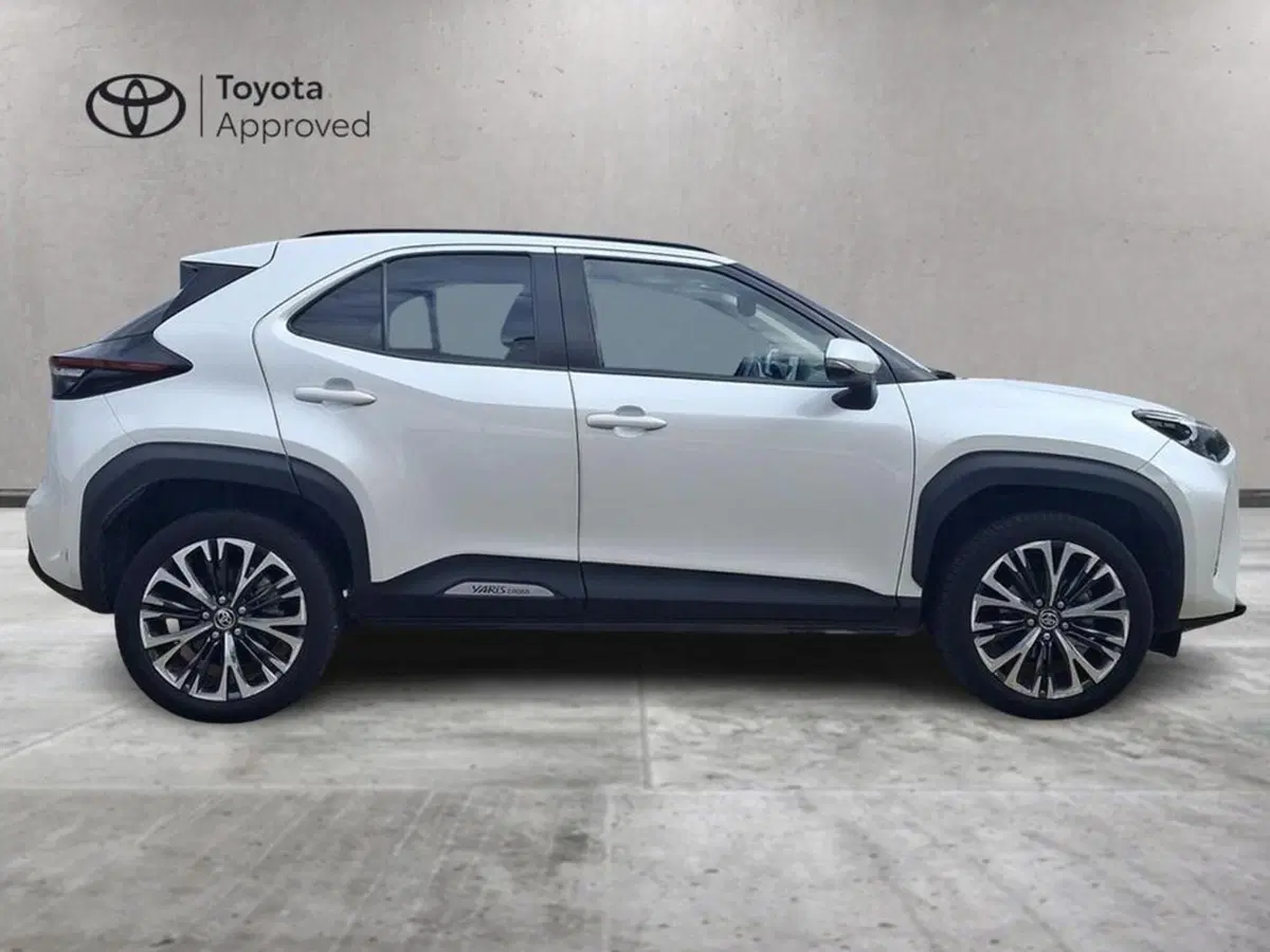 Toyota Yaris Cross usata a Roma (4)