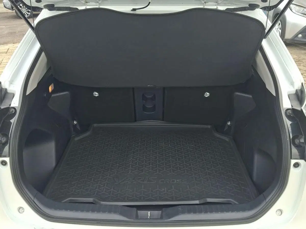 Toyota Yaris Cross usata a Roma (6)