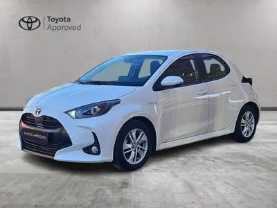 Toyota Yaris 1.5 Hybrid 5 porte Active del 2021 usata a Roma