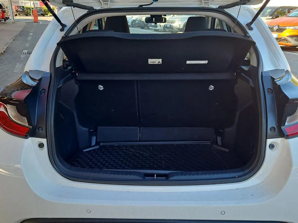 Toyota Yaris usata a Roma (6)