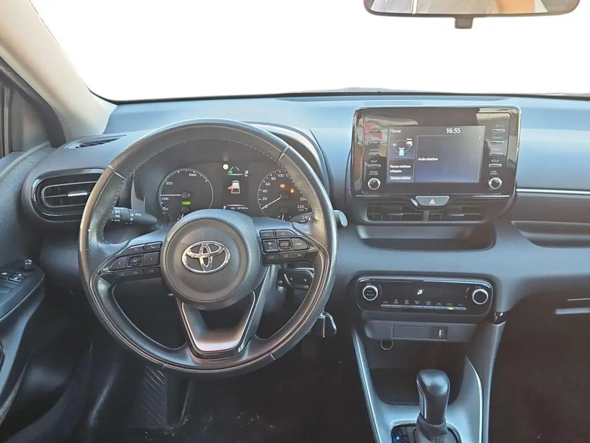 Toyota Yaris usata a Roma (8)