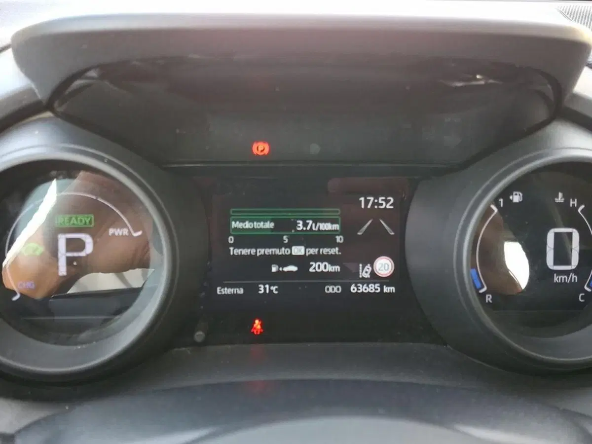Toyota Yaris usata a Roma (9)