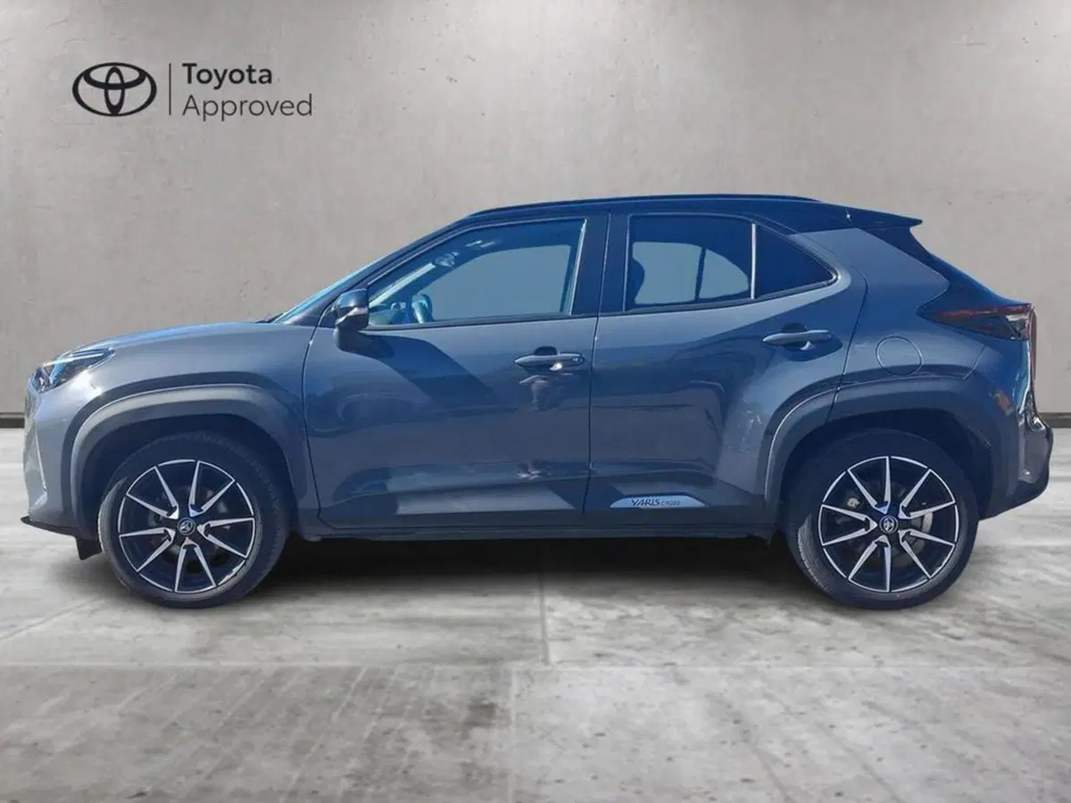 Toyota Yaris Cross usata a Roma (2)