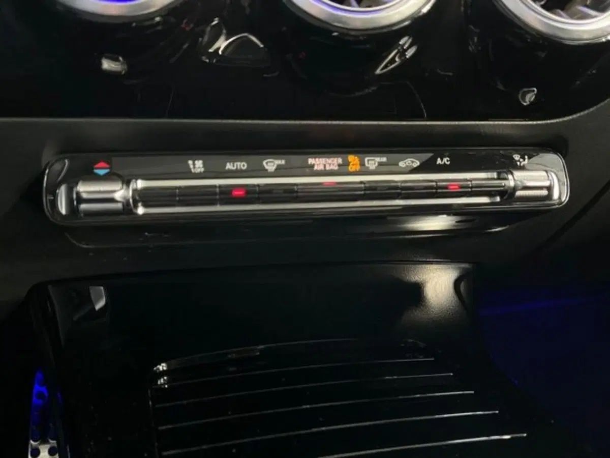 Mercedes-Benz CLA Shooting Brake usata a Verona (14)