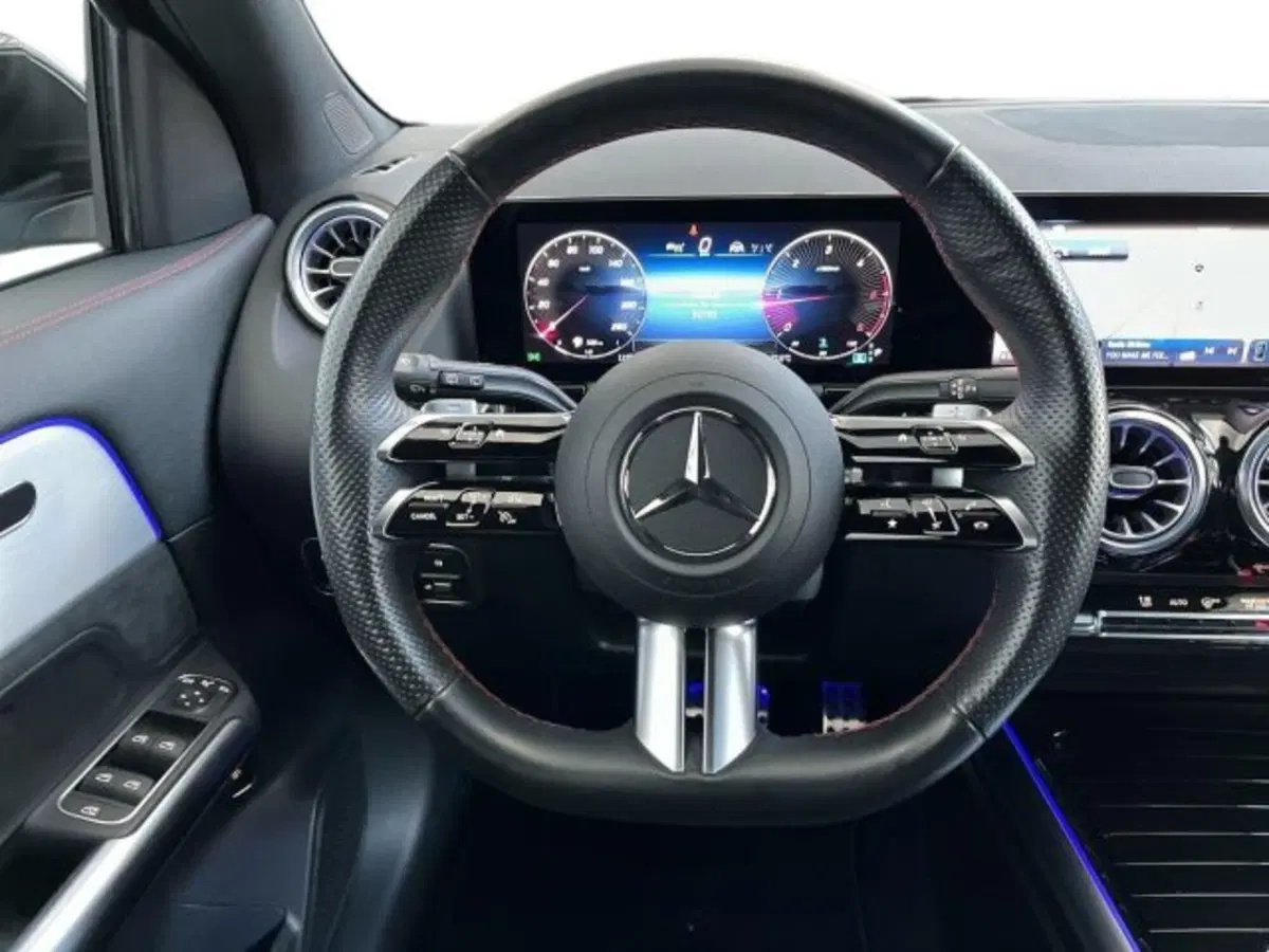 Mercedes-Benz GLA SUV usata a Verona (11)