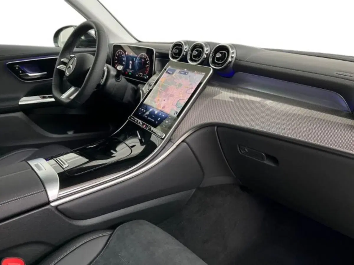 Mercedes-Benz GLC nuova a Verona (14)