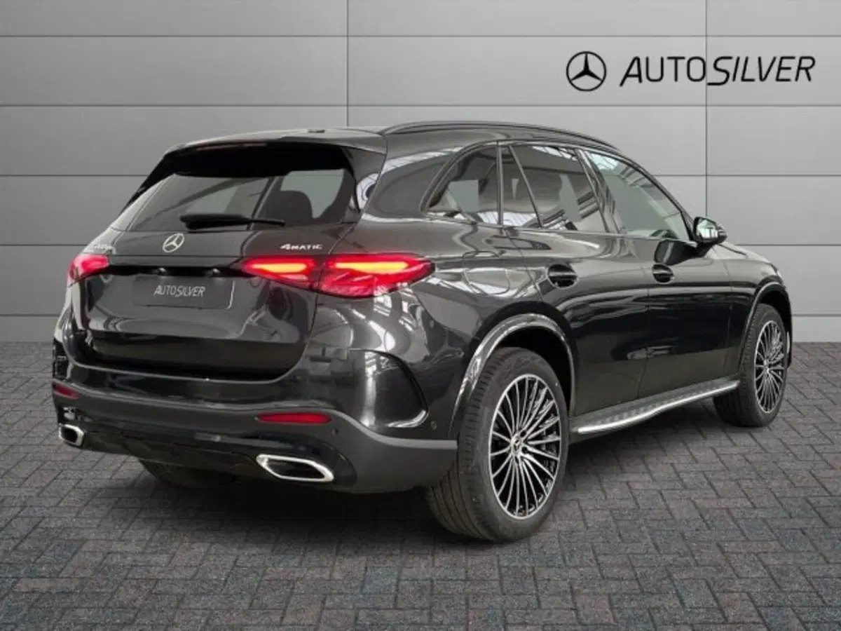 Mercedes-Benz GLC nuova a Verona (2)