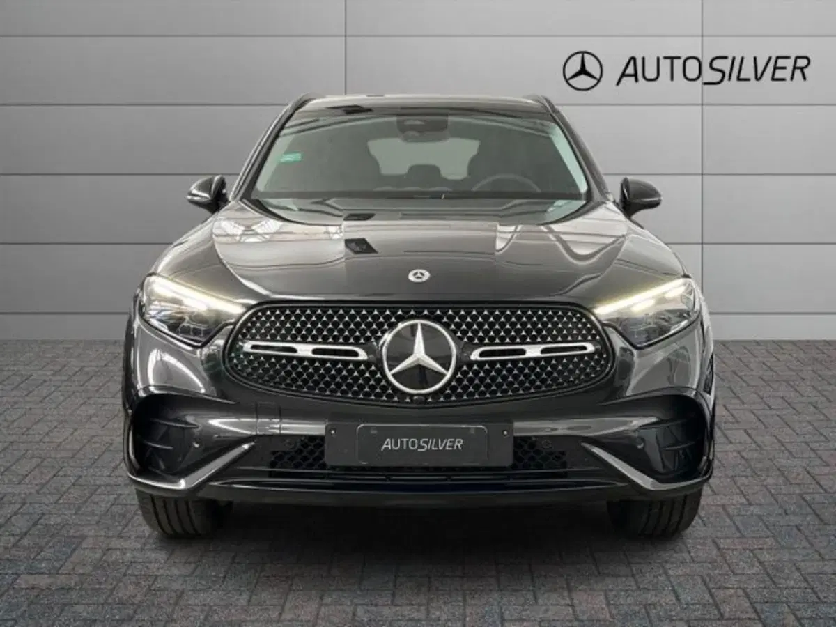 Mercedes-Benz GLC nuova a Verona (3)