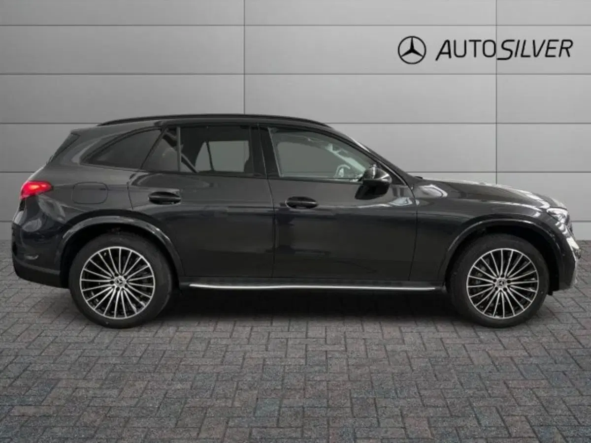 Mercedes-Benz GLC nuova a Verona (5)