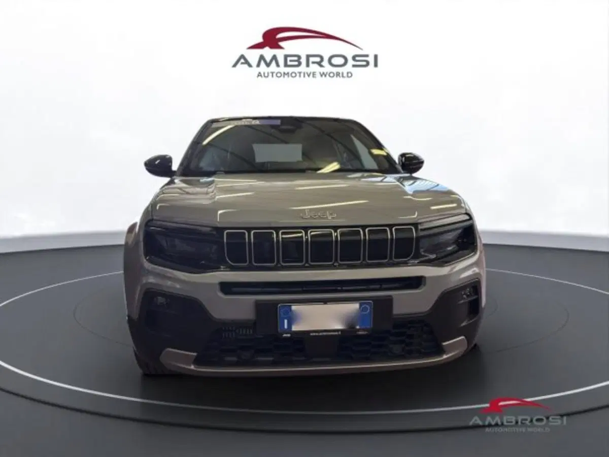 Jeep Avenger nuova a Perugia (7)