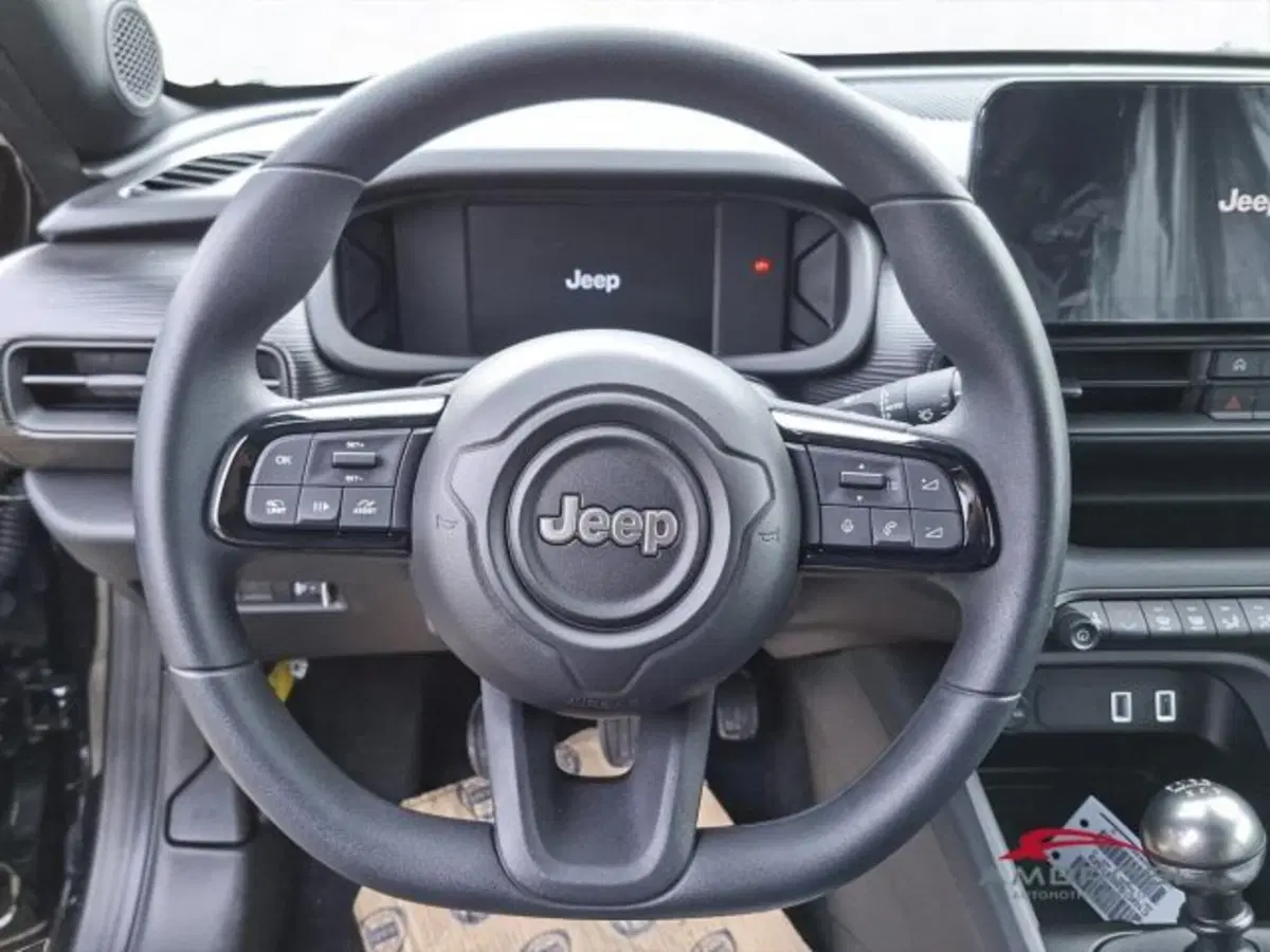 Jeep Avenger nuova a Perugia (14)