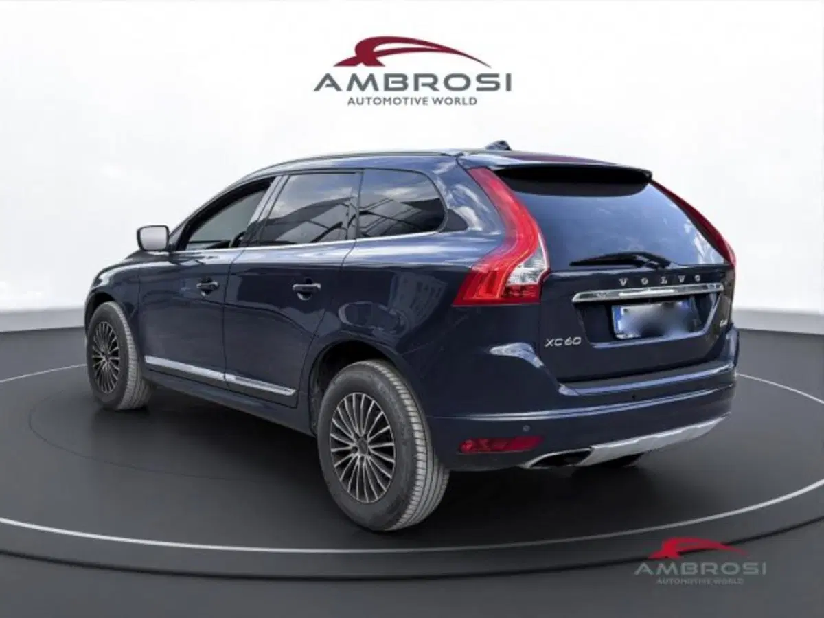 Volvo XC60 usata a Perugia (4)