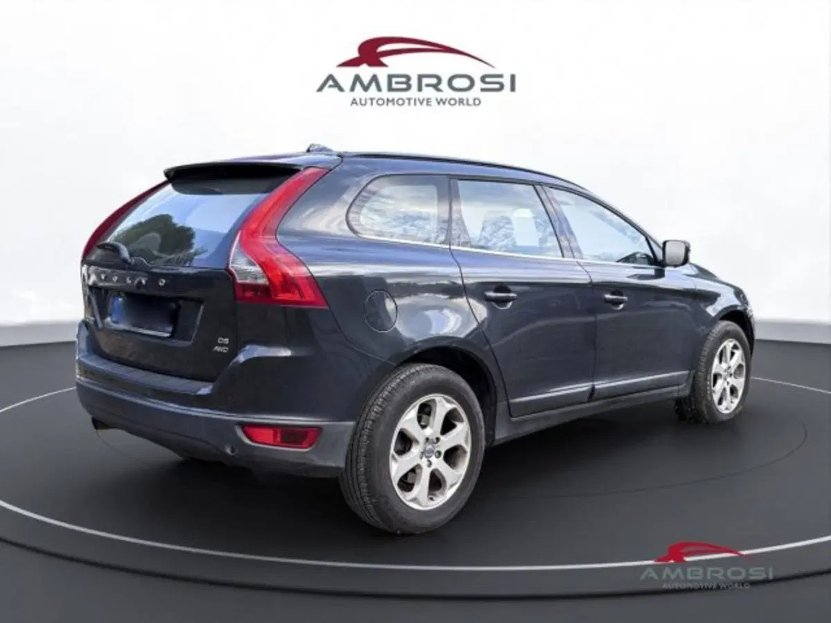 Volvo XC60 usata a Perugia (3)