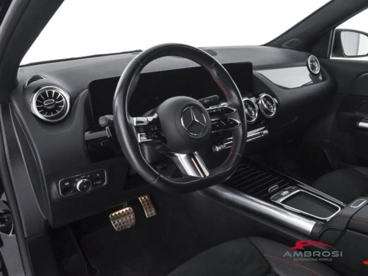 Mercedes-Benz GLA SUV usata a Perugia (8)