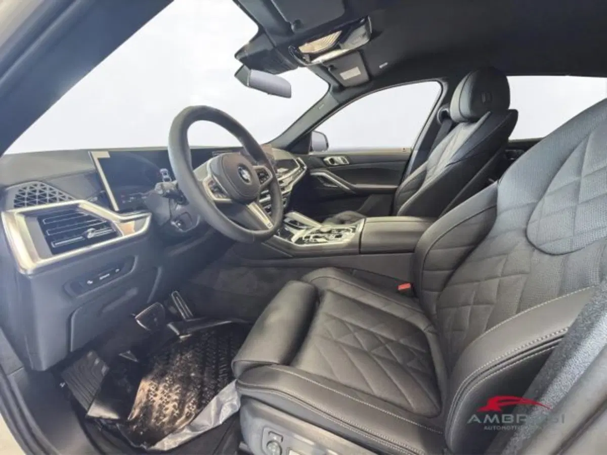BMW X6 nuova a Perugia (10)
