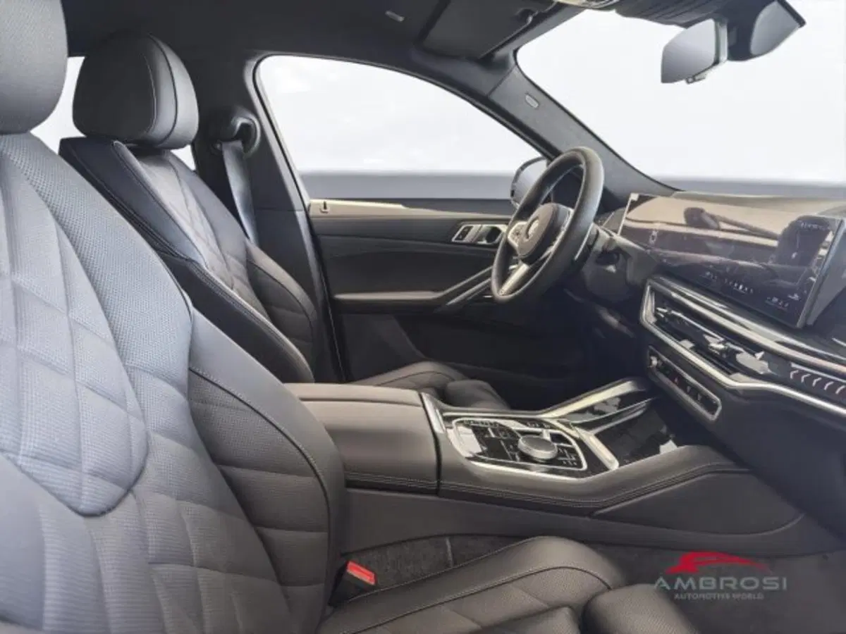 BMW X6 nuova a Perugia (12)