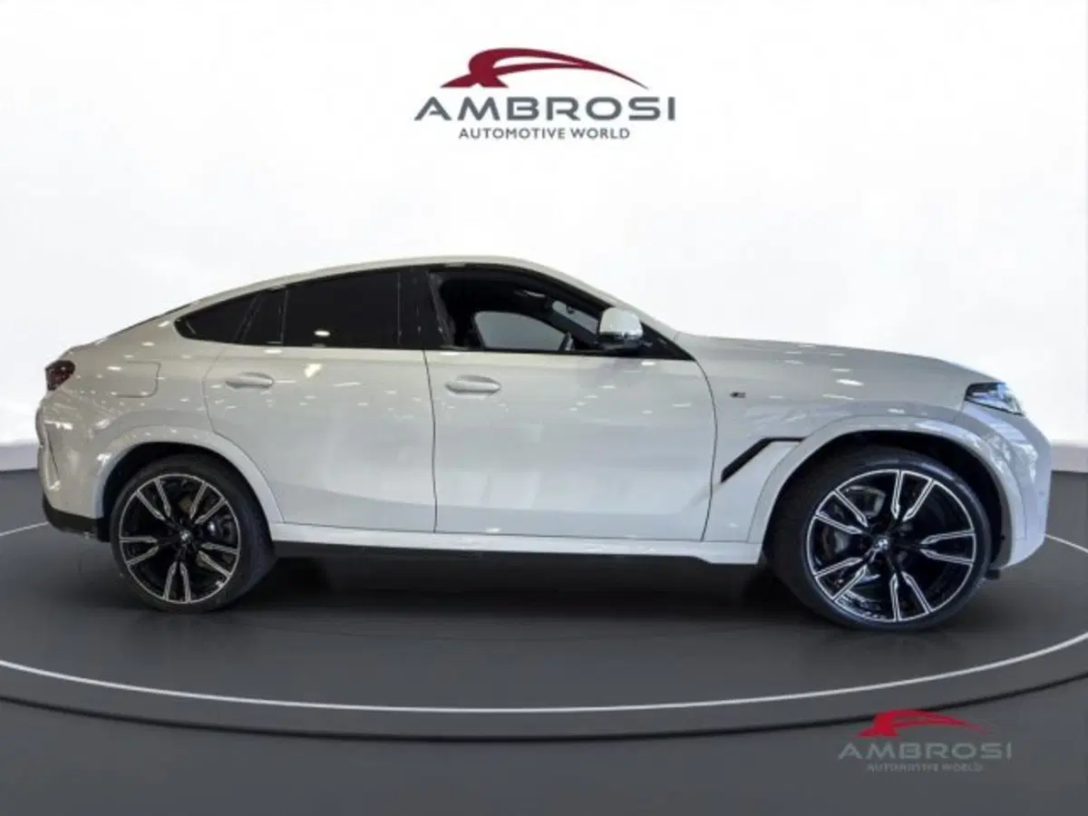 BMW X6 nuova a Perugia (5)