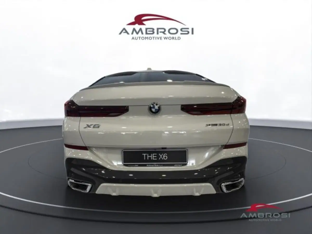 BMW X6 nuova a Perugia (8)