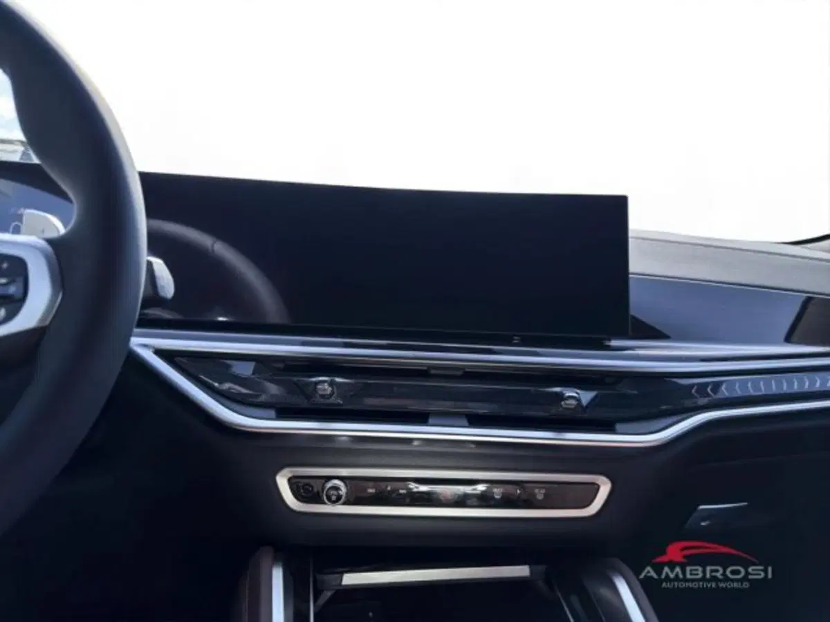 BMW X6 nuova a Perugia (13)