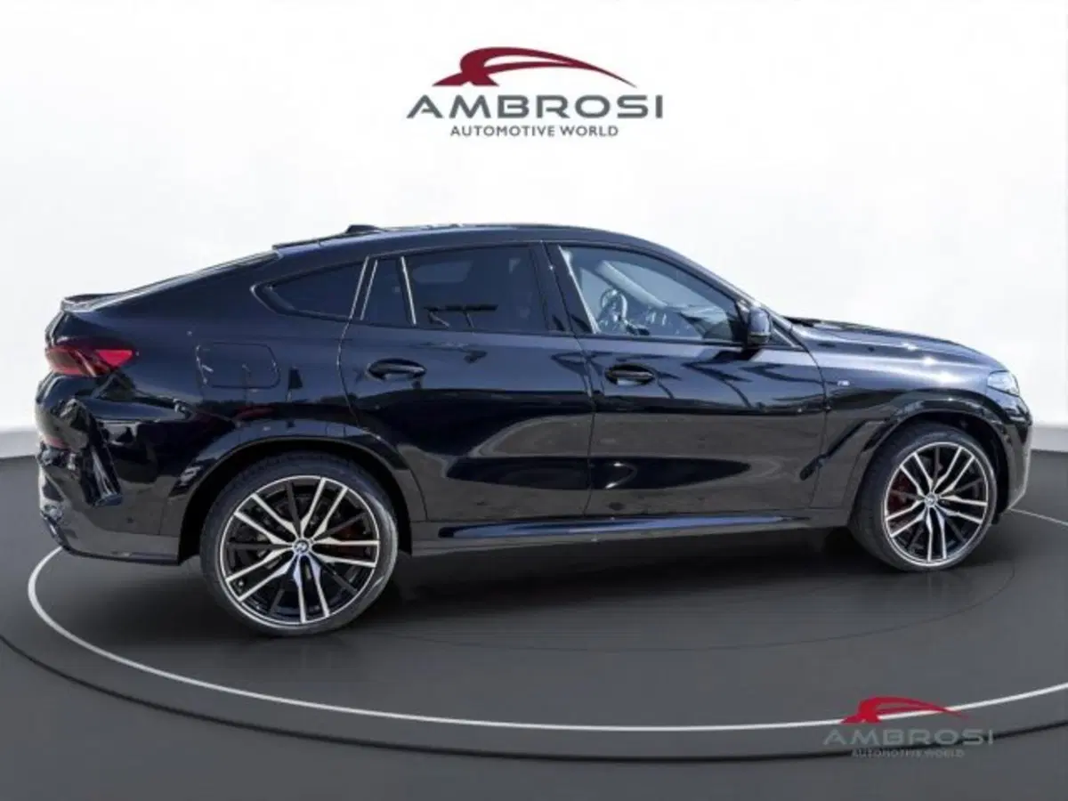 BMW X6 nuova a Perugia (5)