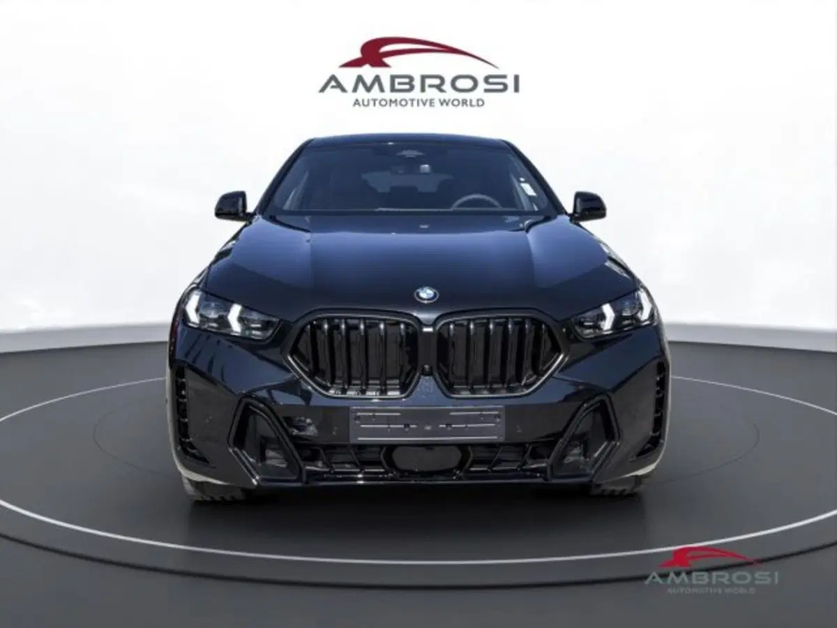 BMW X6 nuova a Perugia (7)