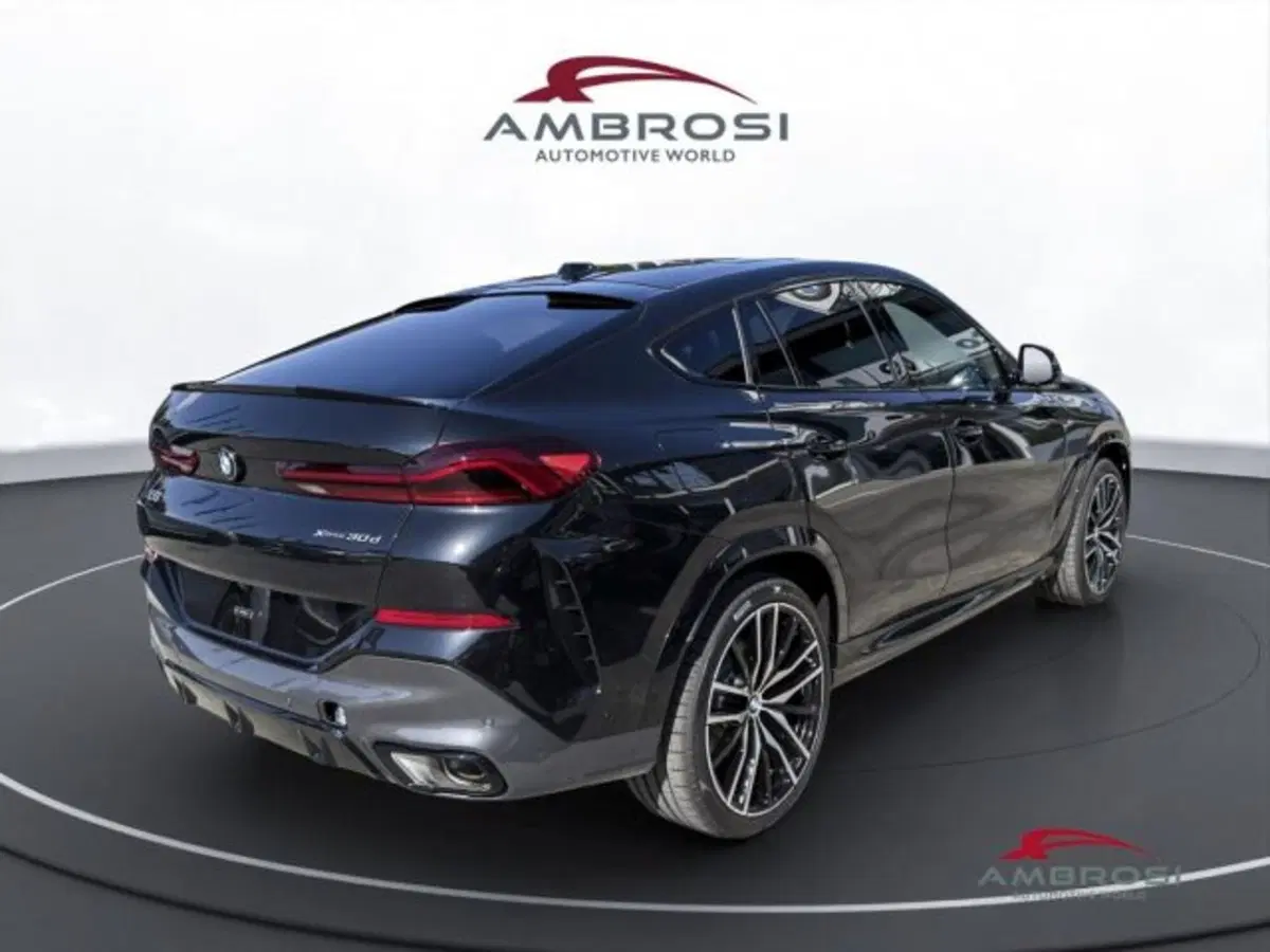 BMW X6 nuova a Perugia (3)