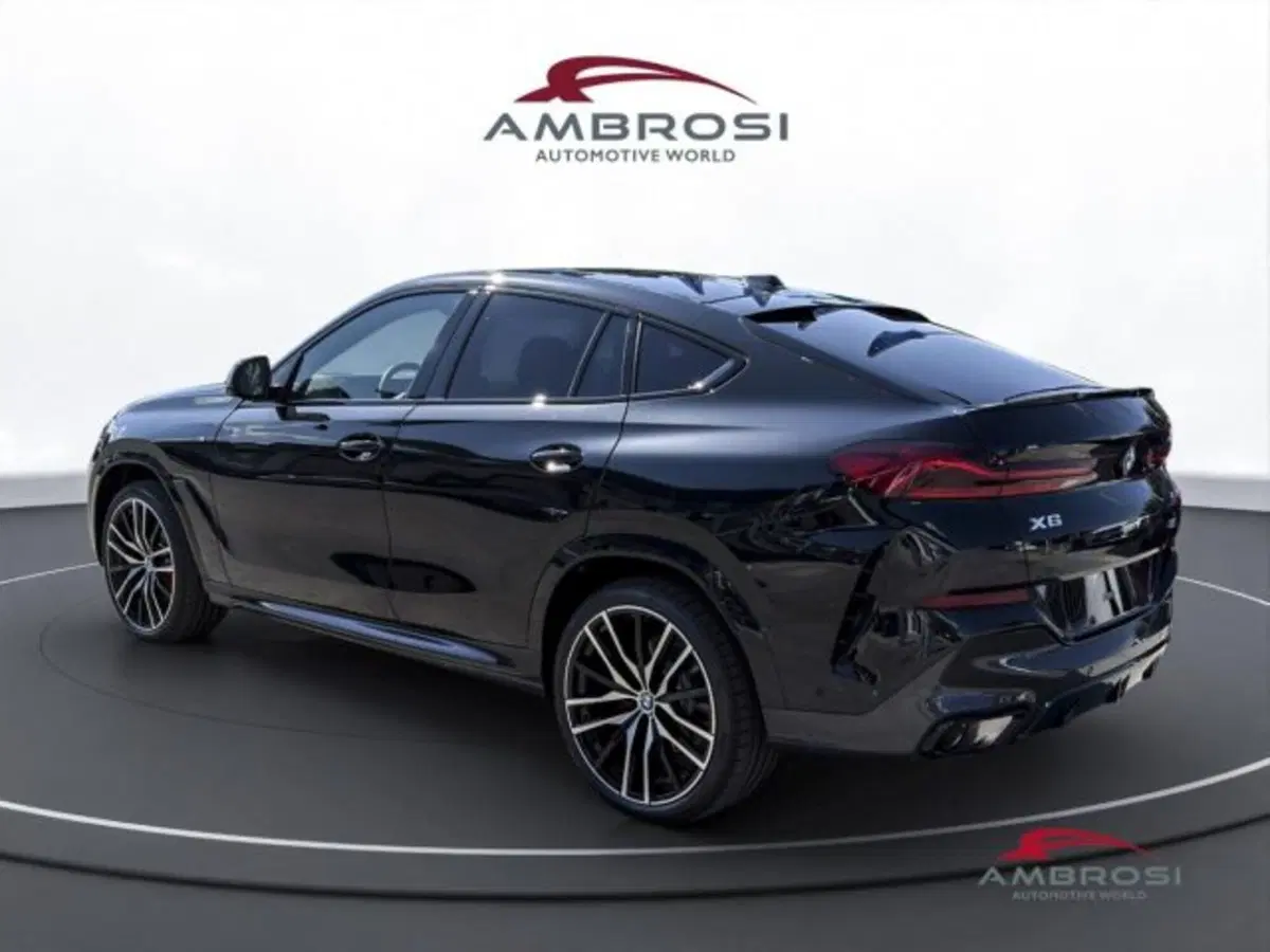 BMW X6 nuova a Perugia (4)